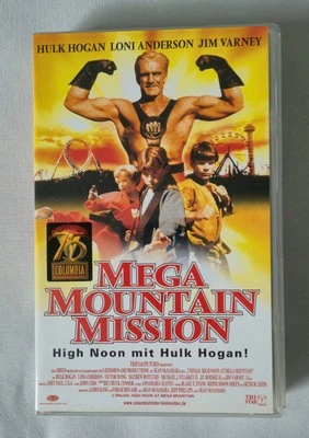 NEU, OVP Videokassette - MEGA MOUNTAIN MISSION - High Noon mit Hulk Hogan! - VHS - Bild 1 von 3