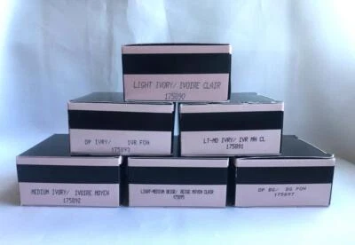 Mary Kay SILKY SETTING POWDER Foundation YOU CHOOSE Ivory Beige Bronze - Image 1 of 2