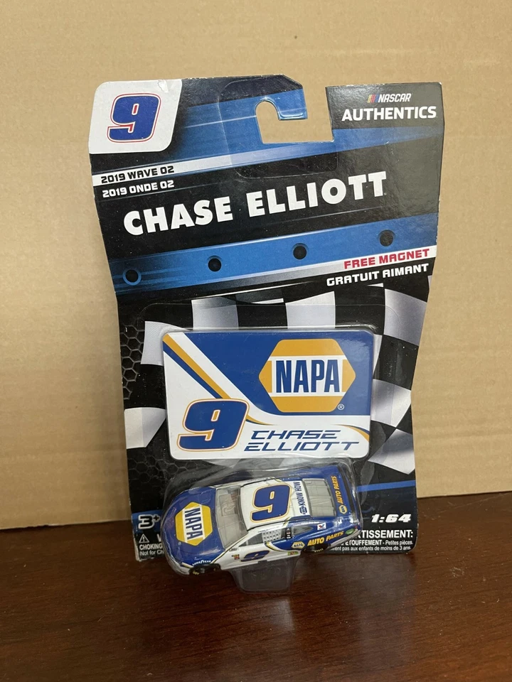 NASCAR 2019 Authentics Wave 2 Chase Elliott #9 Napa Magnet