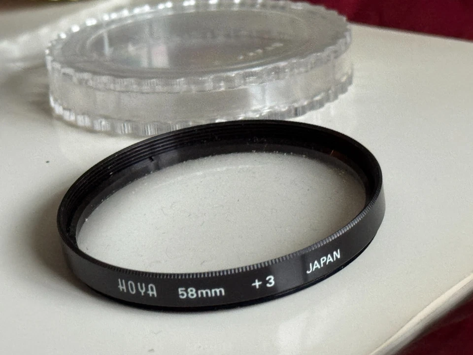 Hoya 58mm Fit, +3  Close-up Filter & Keeper - Image 1 of 1