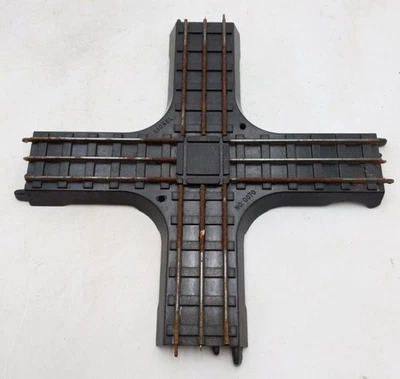 Lionel 0070 OO Scale 90 Degree Crossing - Image 1 of 2