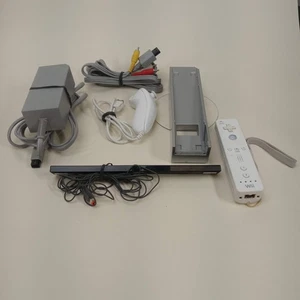Nintendo Wii Kabel Konvolut Controller, Netzkabel, AV Kabel, Sensorleiste, Ständer - Bild 1 von 1