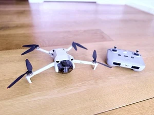 DJI Mini 3 Drone - Excellent condition ** $469 using code “SSNOW” - Picture 1 of 3