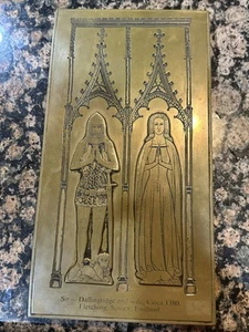 Sir Dallingridge And Wife, Circa 1380 Brass Plaque Vintage Great Condition - Picture 1 of 3