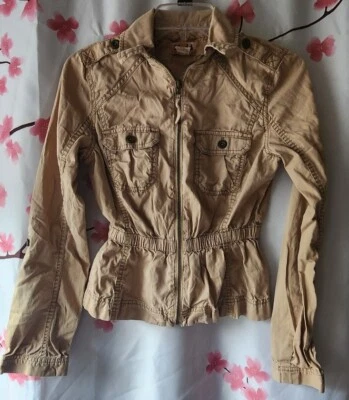 Chaqueta Militar Mudd Para Mujer Beige Caqui Bolsillo Cremallera Ligera Talla XS Extra Pequeña Foto 1 de 3
