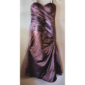 Bill Levkoff tief lila gerafftes Herzausschnitt Brautjungfern Ballkleid Plus Größe 14 - Bild 1 von 6