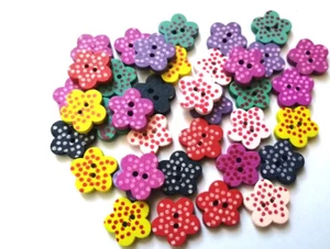 10 Holzknöpfe Blume 15 mm bunt Knopf Holz mixNähen Stricken Knöpfe aus Holz Dots - Bild 1 von 1