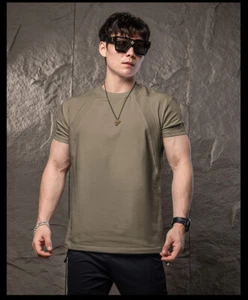 Camiseta holgada informal clásica de manga corta con cuello redondo para hombre - Imagen 1 de 13