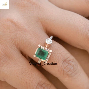 AAA+ Colombian Emerald Brilliant Cut SI/VS Baguette Pave Diamond 14k Gold Ring - Picture 1 of 6