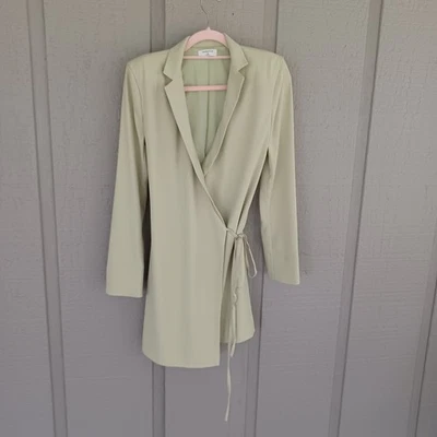 Aritzia Babaton Raine Wrap Mini Dress Size XS Women Preppy Long Sleeve V Neck - Image 1 of 4