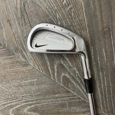 Nike OS Pro Combo Forjado 4 Hierro Rígido Acero Eje Derecha 39.5” Foto 1 de 4