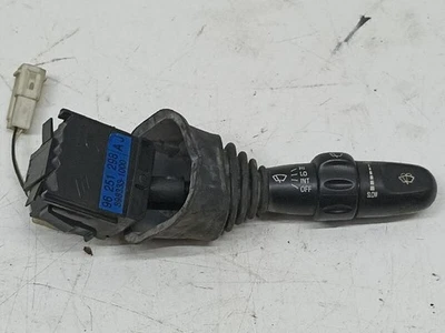 96251298 boitier impulsion leve-glace DAEWOO NUBIRA BERLINA 1.6 CAT recjp1482 - Photo 1/4