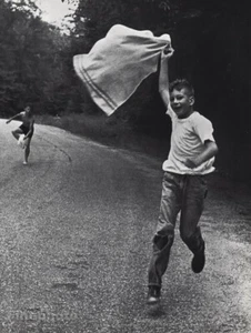 1959 Vintage Happy Young Boys Running Swimming Hole By KEN HEYMAN Photo Gravure - Picture 1 of 1