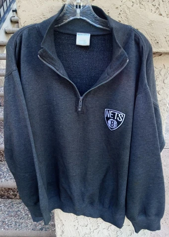 Brooklyn Nets basketball (NBA) charcoal gray zip collar sweater, sz L, Mervyns Cover