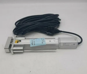 Attuatore elettrico IAI Robo Cilindro RCP2-RGD3C-I-28P-5-150-P1-R05 - Foto 1 di 5