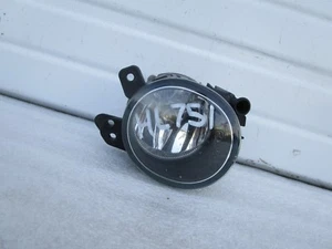 GLS CLS C E S GL450 Mercedes OEM Right Passenger Fog Light a2518200856 - Picture 1 of 8