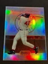 Box 1: 1995 Bowman's Best REFRACTOR ERROR BORDERED PROOF Mo Vaughn Red Sox
