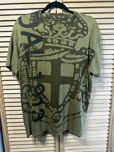 Prada Coat Of Arms Men’s Green Tshirt Rare Size Large **Read/See Pics* - Picture 1 of 12