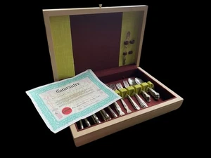 Vtg WM Rogers Mfg Co Magnolia Extra Plate 32 Piece Silverware Flatware Set + Box - Picture 1 of 10