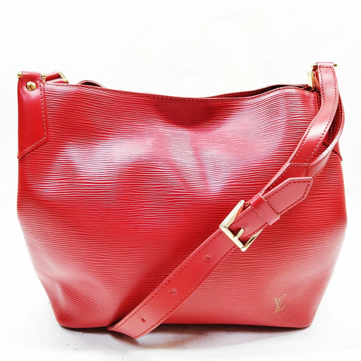 LOUIS VUITTON◆ショルダーバッグ/レザー/RED/無地 中古 ルイ・ヴィトン LOUIS VUITTON ショルダーバッグ プチノエ エピ