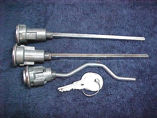 Nuevas cerraduras de puerta y maletero con llaves AMC Rambler American 66 67 68 69 Foto 1 de 1