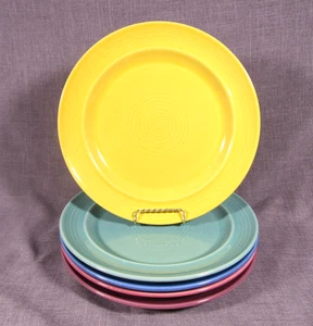 Vintage Metlox Colorstax Set of 5 Dinner Plates 10 5/8" Stoneware 5 Colors - EUC - Picture 1 of 7