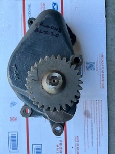 Cummins 3092984 LUBRICATING OIL PUMP 3092881 QST30-G5 QST30 - Picture 1 of 4