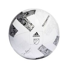 Preços baixos em Bolas Adidas mls