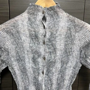 Issey Miyake Cardigan Pleated Wrinkled Striped Grey Polyester Women's Size 2 - Picture 1 of 17
