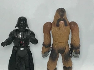 Darth Vader und Chewbacca Actionfiguren von Hasbro 2004 & 2005 - Bild 1 von 5