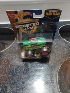 Dragon Hot Wheels Monster Jam Truck 1:64 Edge Glow 1/4 Team Flag - Picture 1 of 6