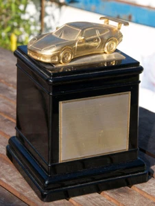 HEAVY VINTAGE AUTOMOBILE CAR CLUB TROPHY # PORSCHE 911 SS CARRERA - Picture 1 of 2