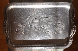 Vtg Rodney Kent Hand Wrought Aluminum Serving Tray 408 Tulips 16x11" Hammered - Picture 1 of 7