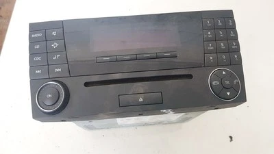 A2118702889 Kassettenradio Autoradio e24021161 Mercedes-Benz CLS- DE1403346-27 - Bild 1 von 4