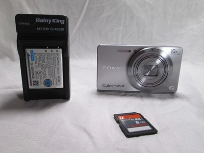 Sony Cybershot DSC-W690 com bateria, carregador e zoom óptico manual 16.1 MP 10X - Imagem 1 de 4