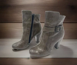 Botines Born Emie Taupe para mujer talla 8 1/2 (8,5) de cuero al tobillo - Imagen 1 de 13