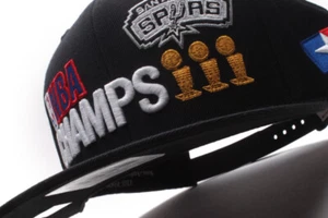 Mitchell & Ness San Antonio Spurs NBA 2005 Champions Adjustable Snapback Cap BB - Picture 1 of 3