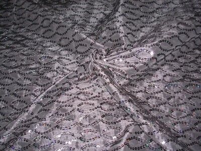 10 ЯРДОВ СОВРЕМЕННЫЙ ИСКУССТВЕННЫЙ ШЕЛК БЛЕСТКИ ЧЕРНАЯ ДРАПИРОВКА МНОГОЦЕЛЕВАЯ ТКАНЬ ДЛЯ МЕНЬШЕ - Изображение 1 из 4