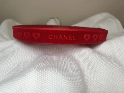 CHANEL Día de San Valentín Vacaciones 2025 Cinta Terciopelo Rojo Nuevo Rollo ¡Nuevo/Sin Usar! Foto 1 de 4
