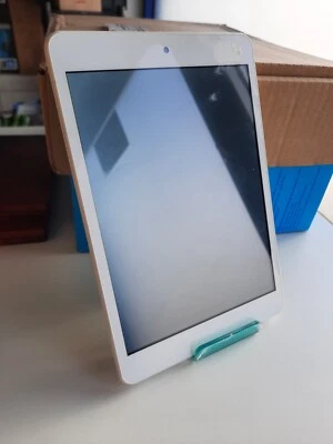 Binatone Homesurf 844 Tablet White 1 gb ram 8 gb rom - Display issue - Spares - Image 1 of 3