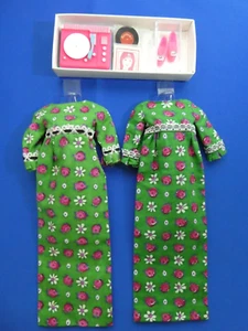 De colección Francie Go Granny Go - 2 Versiones de Vestido, Todos los Accesorios y Zapatos Raros - Imagen 1 de 7