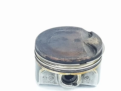 04E107065EE Pistón 2356114 VOLKSWAGEN GOLF VII VARIANTE EDICIÓN BA5 2013 Foto 1 de 4