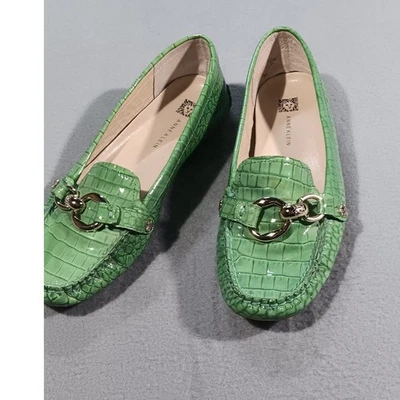 Мокасины Anne Klein Akyetta зеленые кожа с тиснением под крокодила 8 М золотая цепочка без шнуровки - Изображение 1 из 4