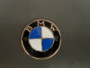 BMW R51/2 R51/3 R67 R67/2 R67/3 R68 1950-1955 emblema del tanque de combustible ALEMANIA OEM - Imagen 1 de 4