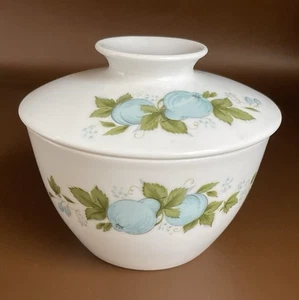 Cuenco de azúcar cubierto Noritake China Blue Orchard 6695 servir de cocina de colección - Imagen 1 de 6