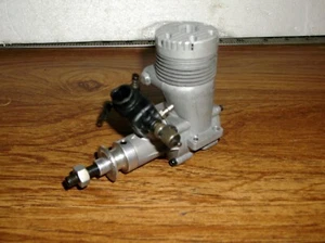 NICE K & B TORPEDO .40 R/C MODEL AIRPLANE ENGINE / MOTOR ALL GOOD (REBUILT BYME) - Picture 1 of 5