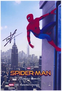 Tom Holland signed SPIDER-MAN ... 8x12 - Picture 1 of 2