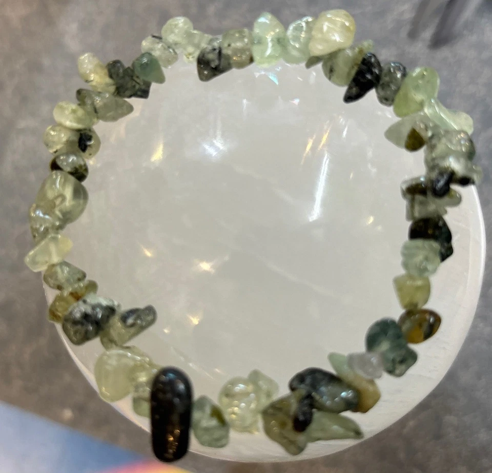 Pulsera de astillas Prehnite 6-8 mm Foto 1 de 1