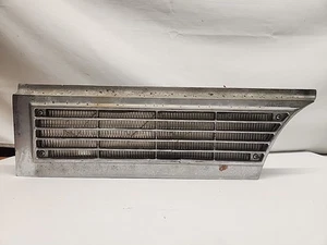1960's CADILLAC DEVILLE GM#5956355 LH SIDE FRONT PARKING LIGHT GRILLE Cracks - Picture 1 of 11