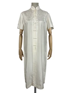 Vintage 80's Traditional Chinese Pure Silk Hand Embroidered Midi Dress - Picture 1 of 9